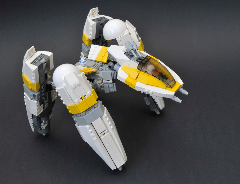 Illustration for article titled Redesigning Star Wars' Coolest Vehicles (Using LEGO)